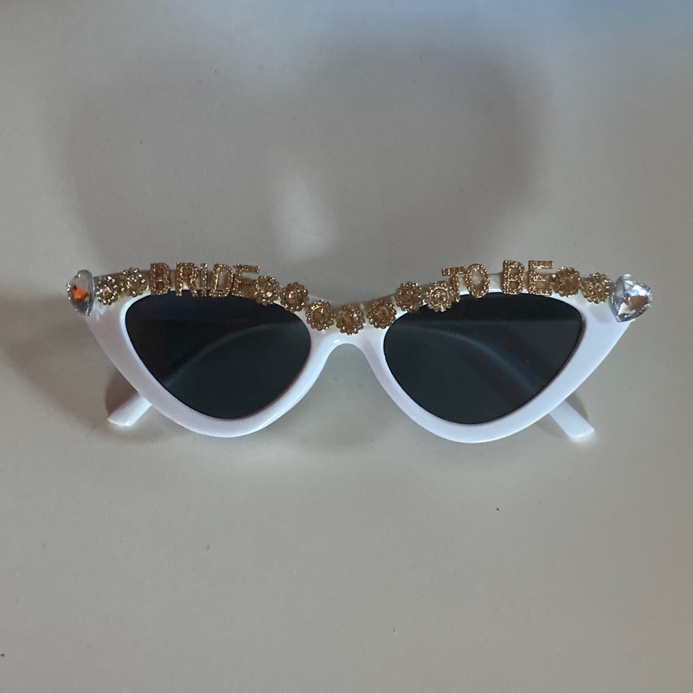 Bride To Be White Cat Eye Sunglasses with Rhinestones and Bride To Be Sash